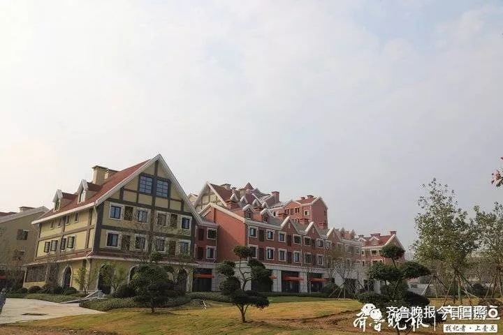 太公旅游小镇,位于太公三路以北,山海天路两侧,用地面积451亩,总建筑