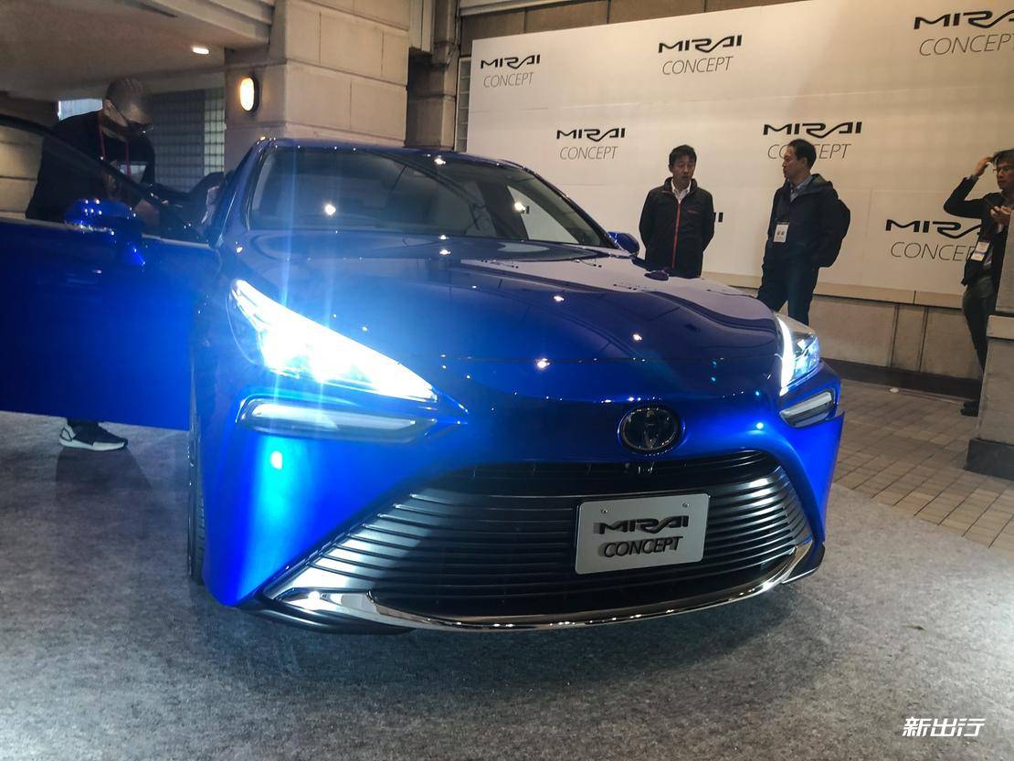 東京車展丨造型愈發轎跑化 豐田第二代 mirai 概念車靜態體驗