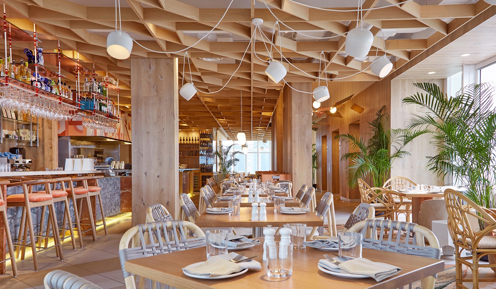 加拿大·kst酒店顶层主题餐厅设计 | studio munge