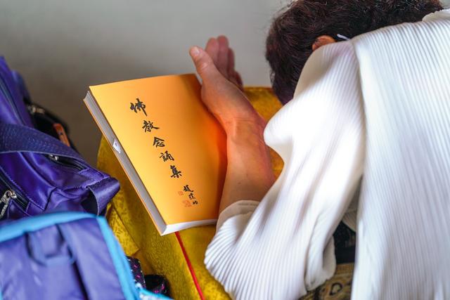 请香拜佛回向佛教中最简单的仪式教你更加如法得礼敬三宝