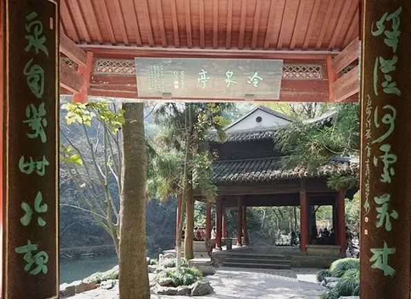 这些对联有问有答趣味盎然