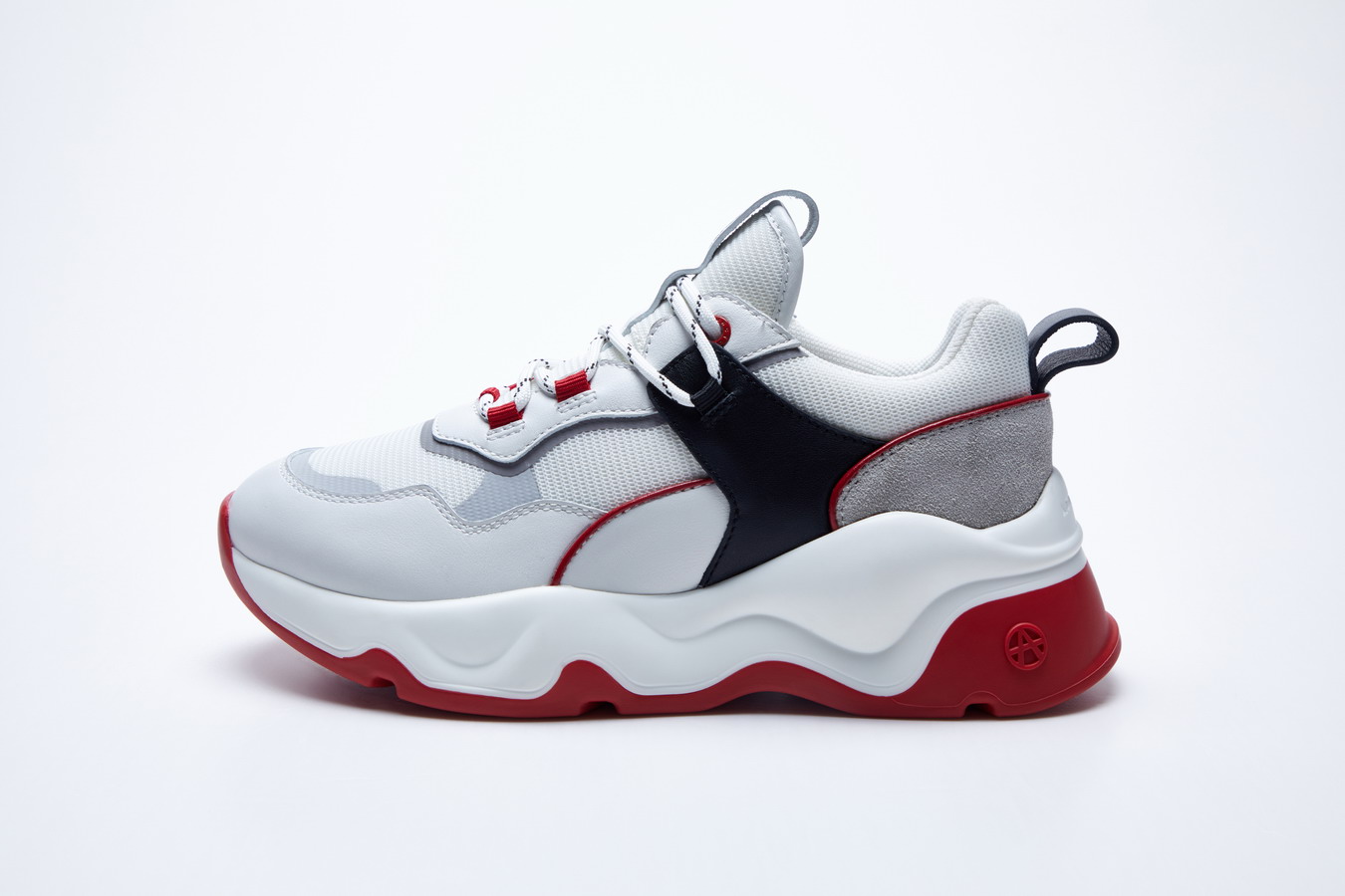 老爹鞋鼻祖品牌acupuncture秋冬系列,诠释英伦复古风