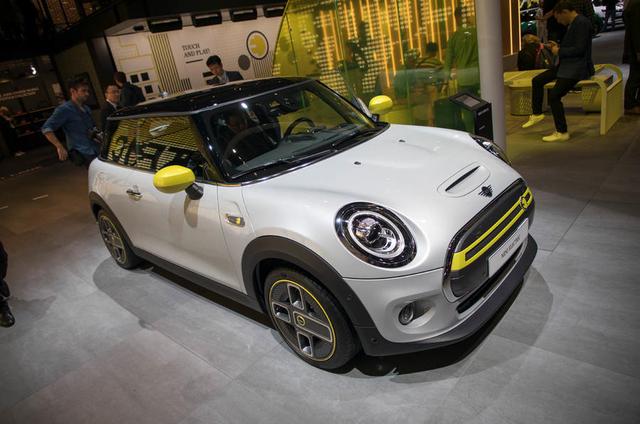 寶馬新型電動迷你mini cooper se車型將在中國生產