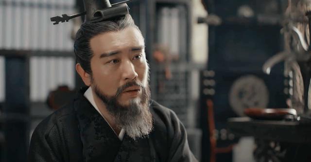 司马懿看到一块石头上刻有牛继马后四个字转身杀掉手下大将