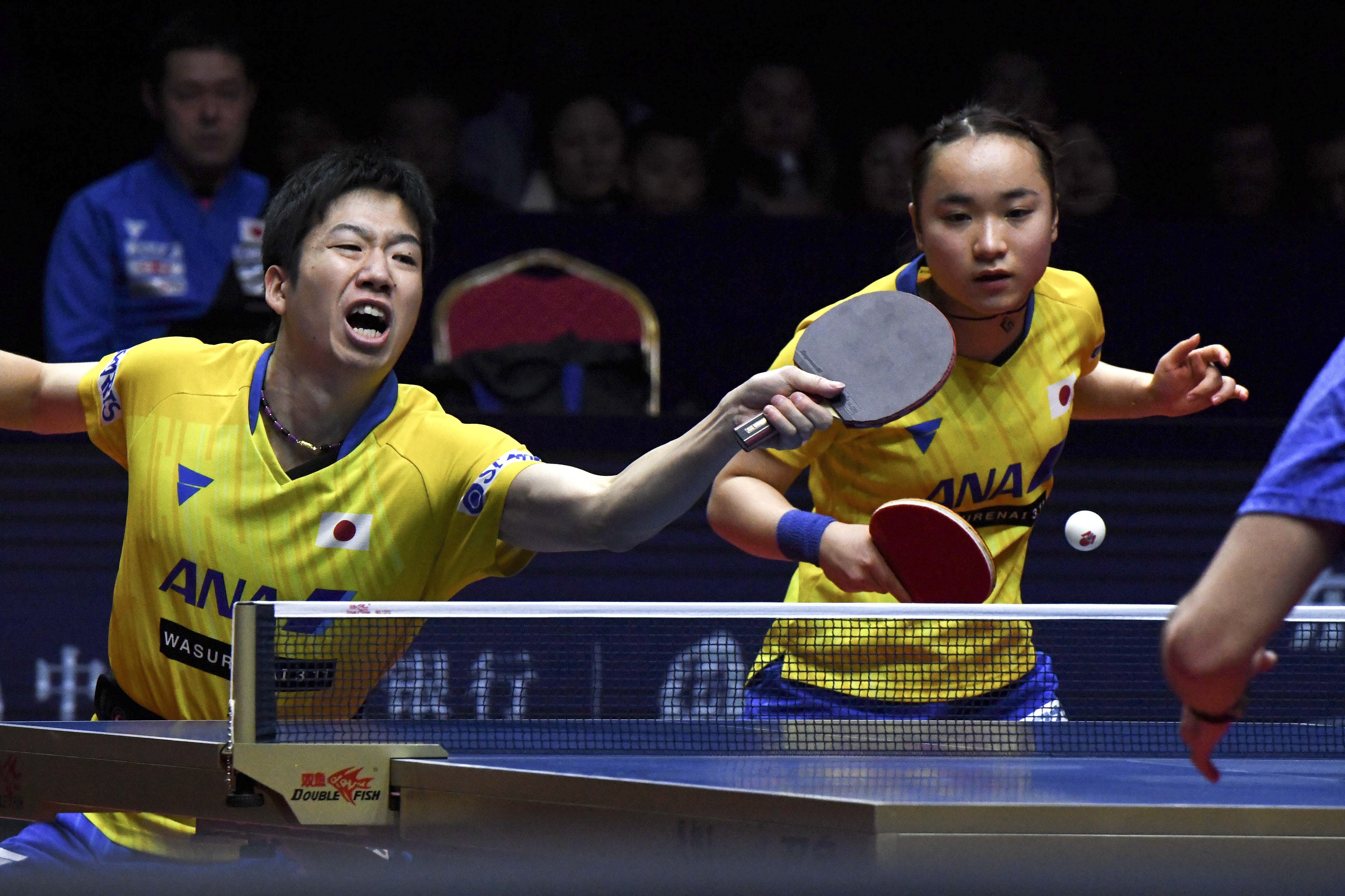 乒乓球——世界巡回赛总决赛:水谷隼/伊藤美诚晋级混双半决赛