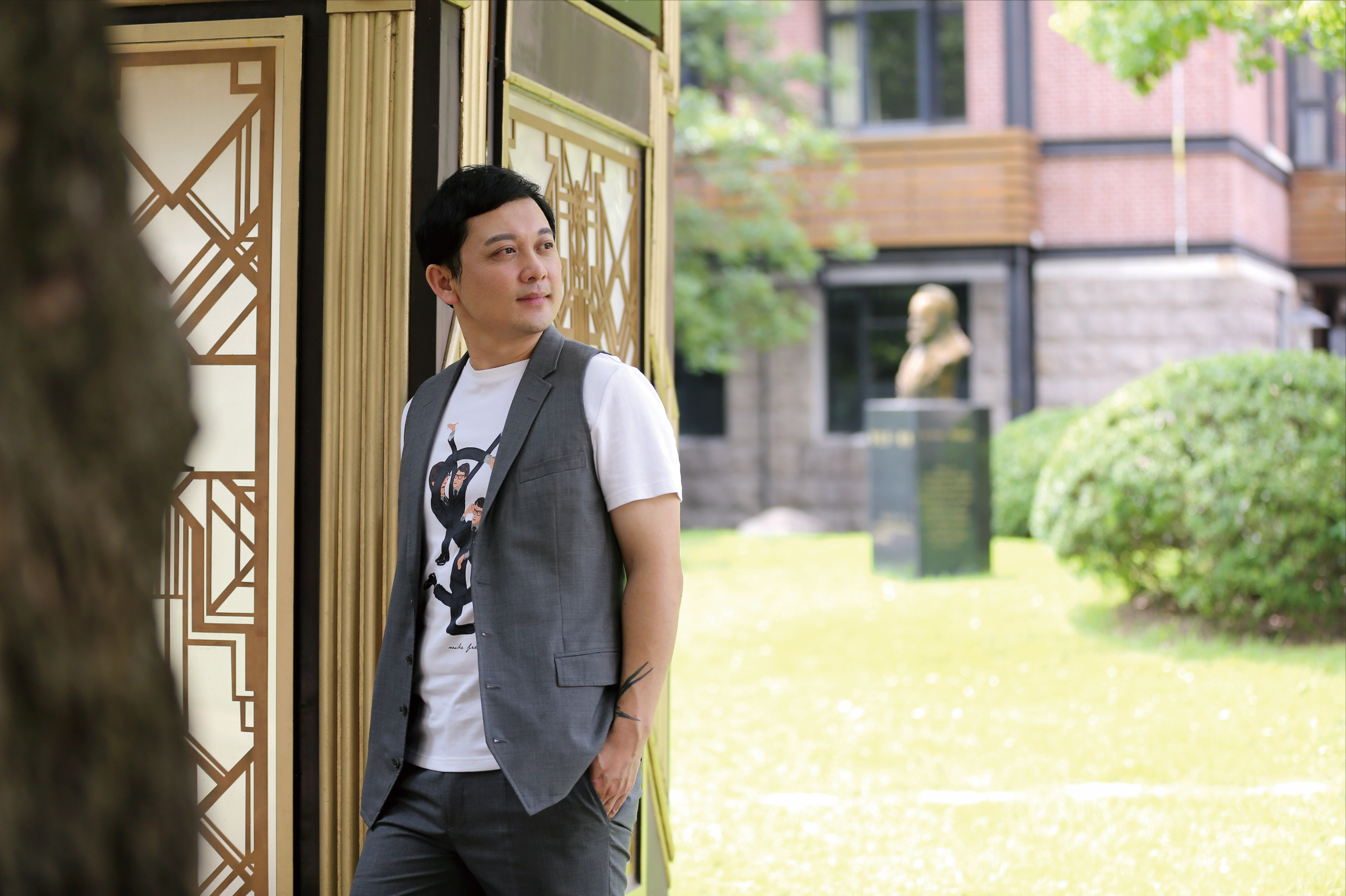 《hero栋梁》杂志专访张大鹏:从生活中,寻找感知幸福的方式