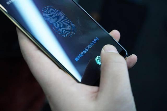 苹果新品或再次"致敬"国产机,有望搭载屏幕指纹识别