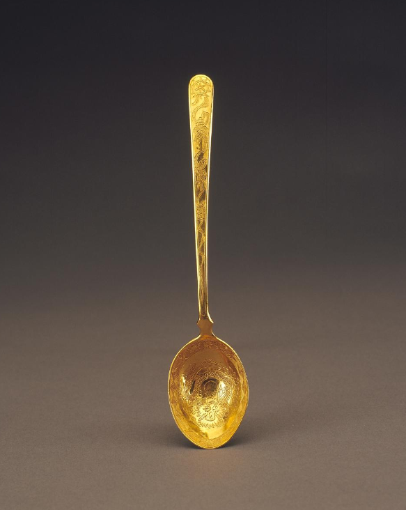 也越来越细分,中国人是全世界最讲究吃的民族,在古代中国餐具的种类多