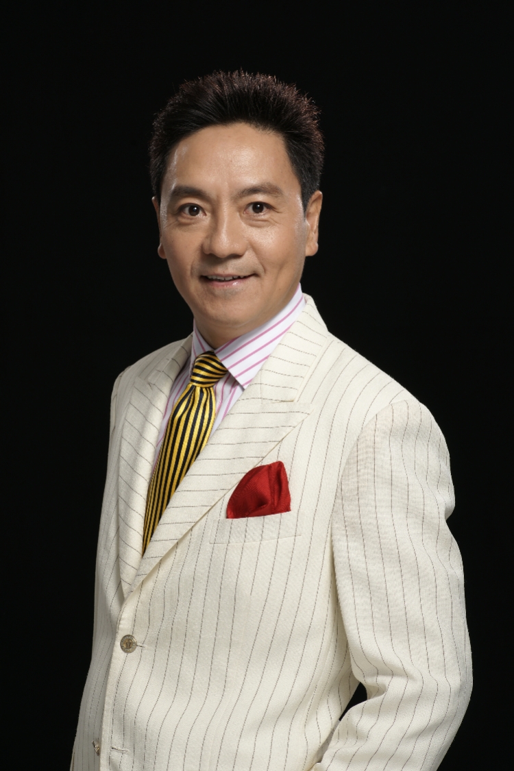 星梦邮轮世界梦号首期海上红歌汇广州越南岘港航次上开唱