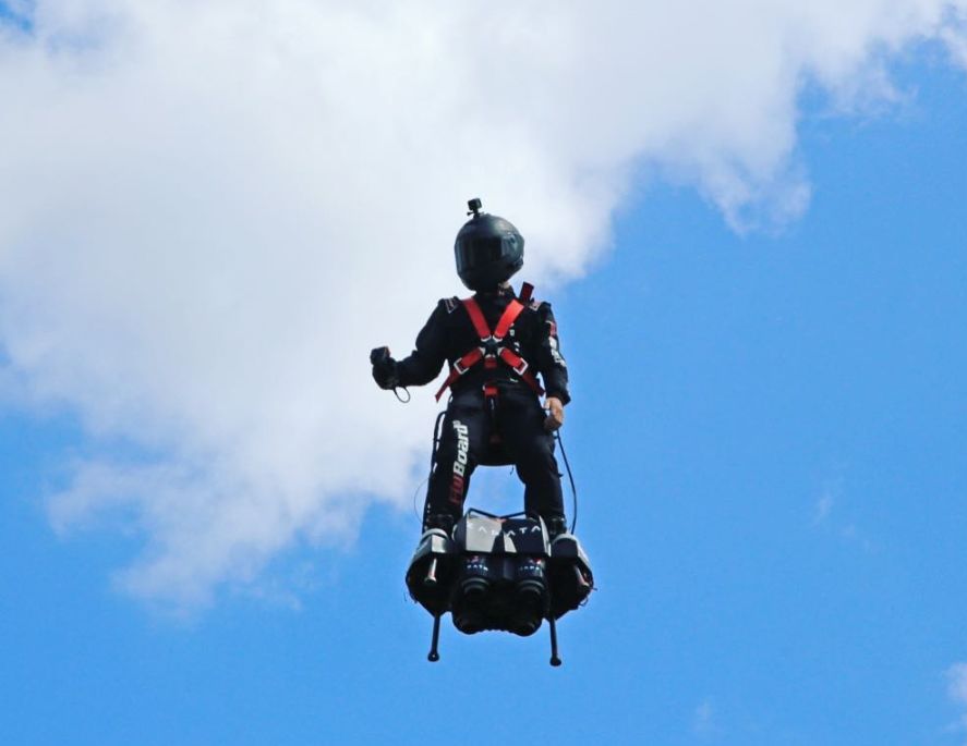 本文图片源自google,youtube,franky zapata instagarm