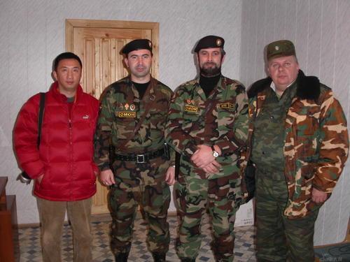 《卢宇光战地札记丛书:人生首次电视直描:60小时》节选__凤凰网