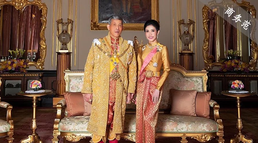 泰国贵妃被废下线,王后暂时赢了?王室宫斗生存指南