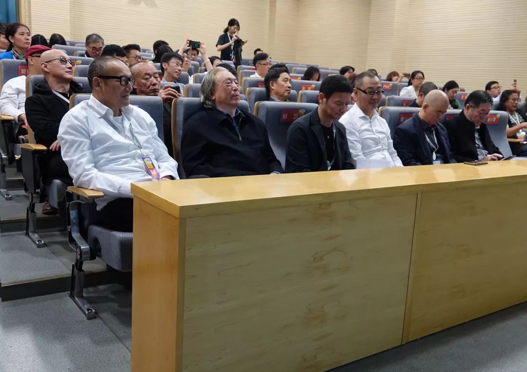 2019•第十三届中国美术批评家年会在广州圆满闭幕__凤凰网