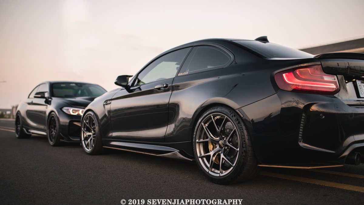 黑武士双子星宝马m2进可性能赛道退可休闲跑街