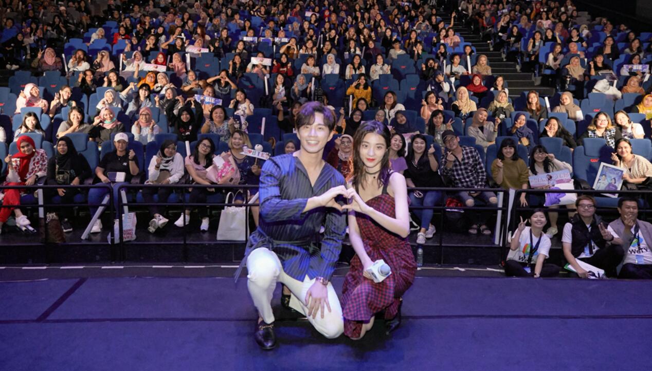 《外星女生柴小七》见面会场面火爆 徐志贤和粉丝近距离互动超贴心