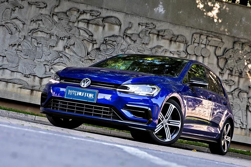 试驾丨第七代高尔夫r低调中展露本色这才是来自狼堡的味道