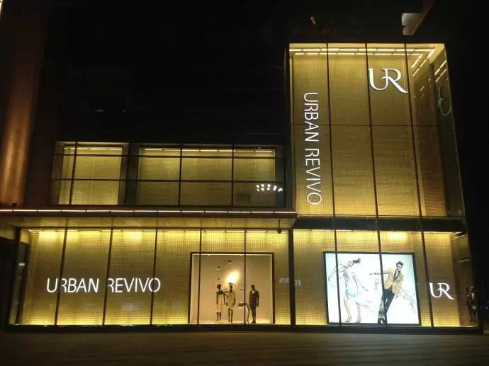 新加坡生活|ur全球第五家品牌旗舰店亮相新加坡樟宜机场