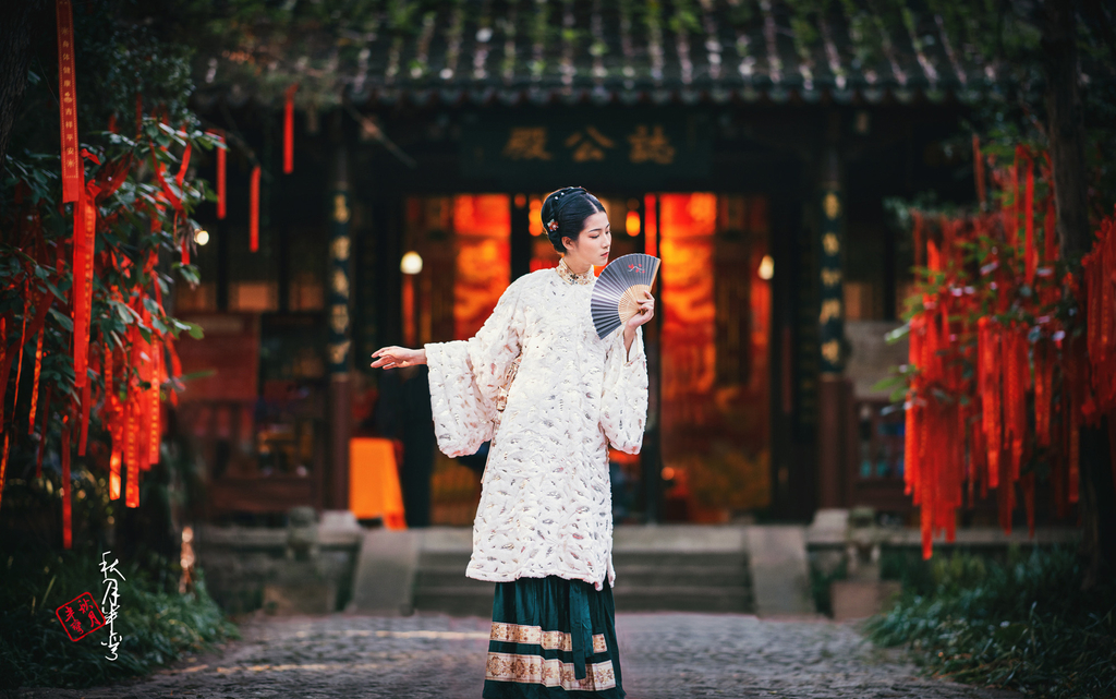 国泰民安(一组汉服人像)
