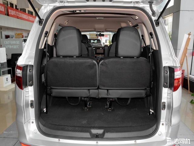 家用7座的好帮手小哥带你看金杯f50