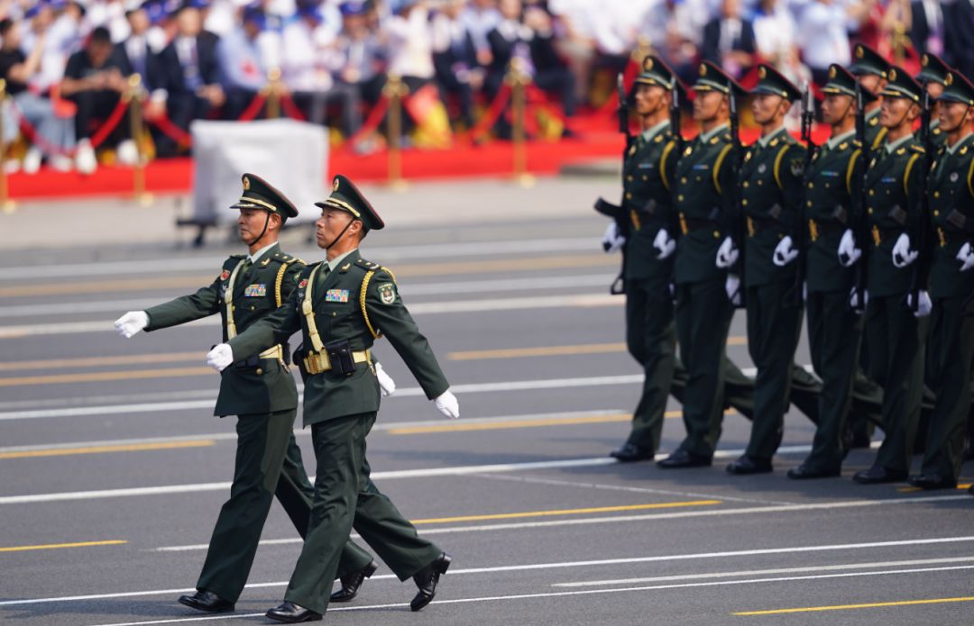 高清大图来了↓↓ 为中国转发! 来源:经济日报