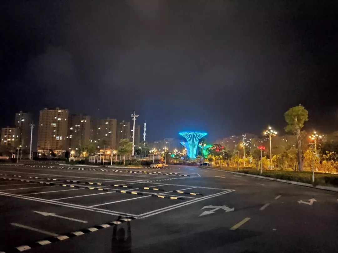 夜游贵安,感受贵安的安静和美好