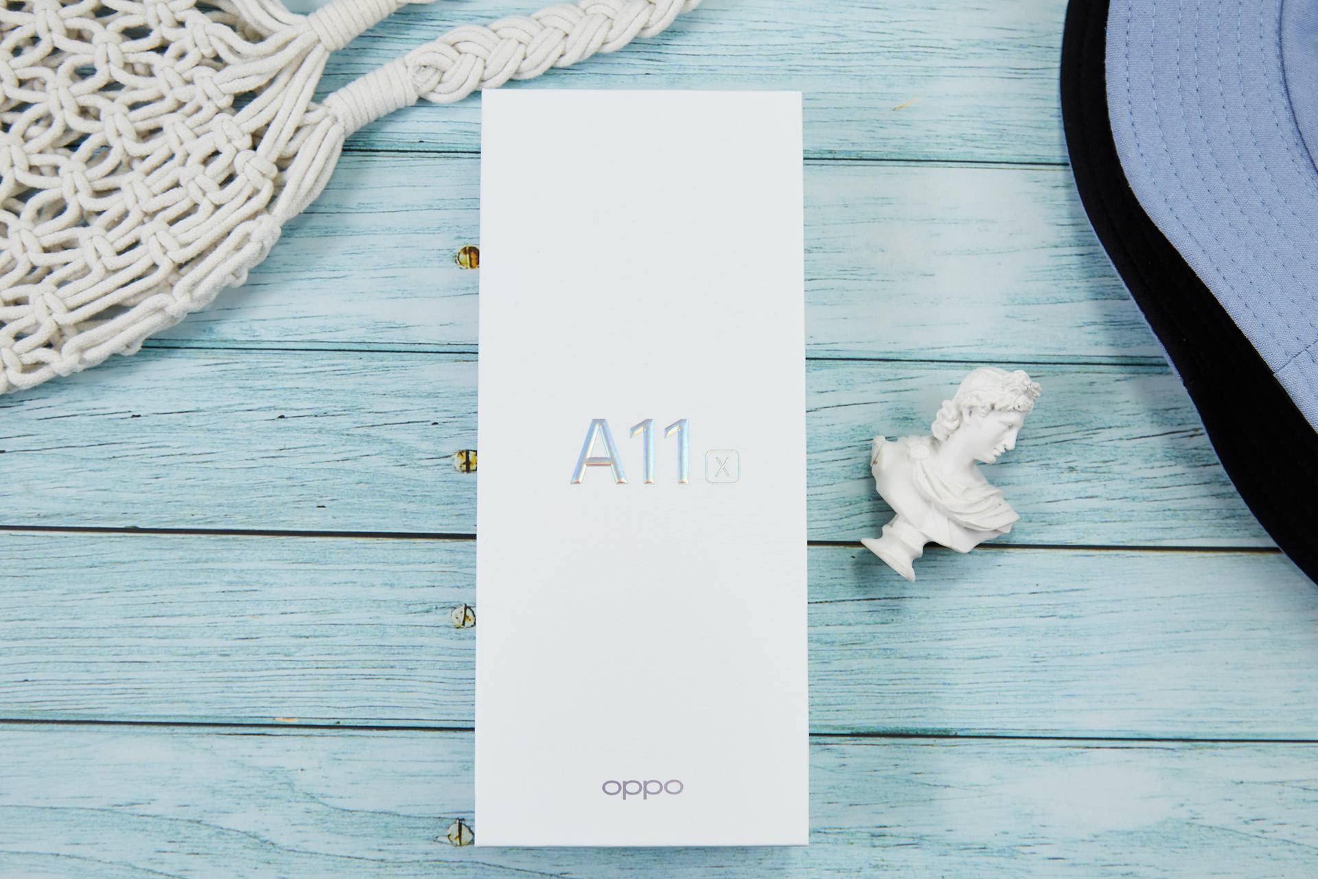 oppoa11x轻体验香草薄荷甜美清新续航拍照实力强劲