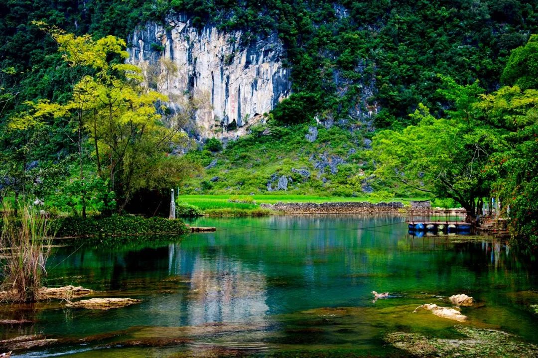 气候小昆明山水小桂林媲美九寨的地方你去过吗