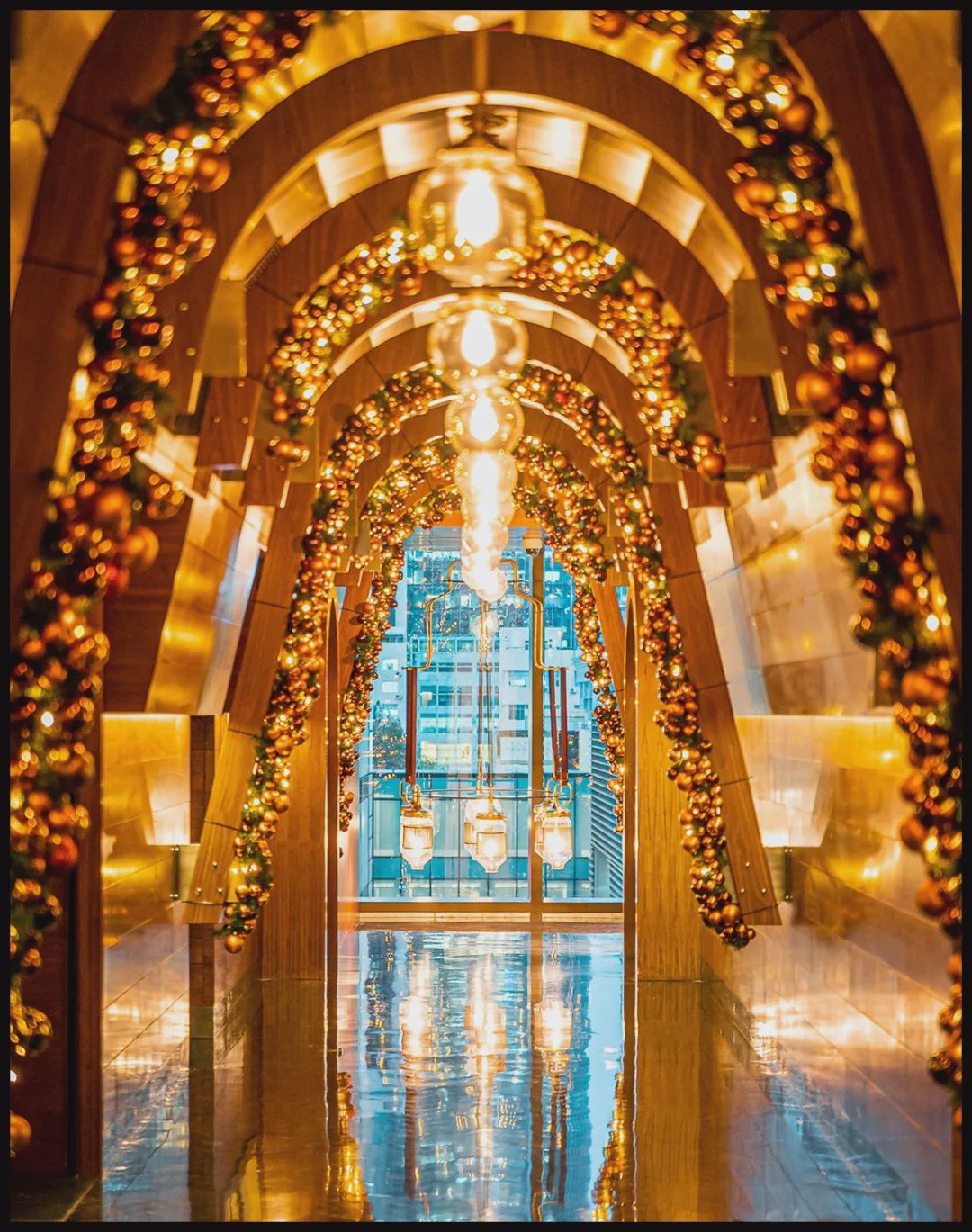 从魔都穿越阿伦戴尔冰雪奇缘的蓝色圣诞节这里也有