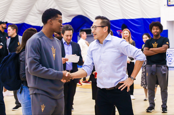 Pac-12中国赛入华五年，起<em>底</em>阿里<em>体育</em>的高校<em>体育</em>布局之道