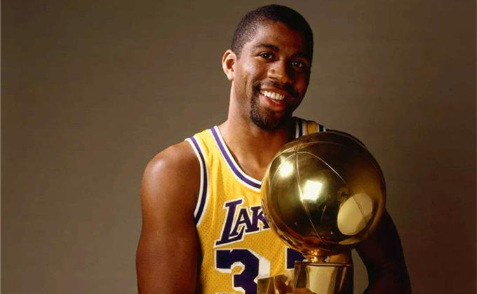 进入21世纪，帮母队夺冠的NBA状元有四位，<em>马刺队</em>最为神奇！