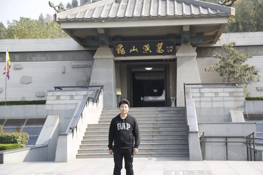 徐州龟山汉墓被称为东方金字塔楚王迎宾成最大未解之谜