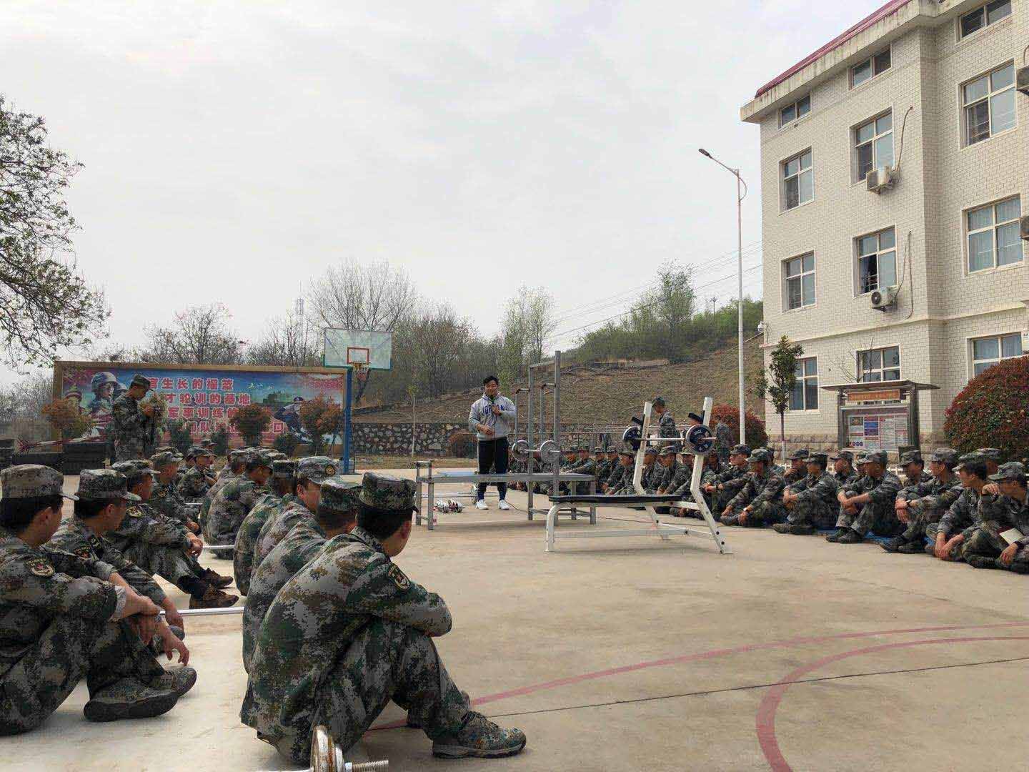健华健身学院助力部队军事体能训练水平提升,打造强军强国目标