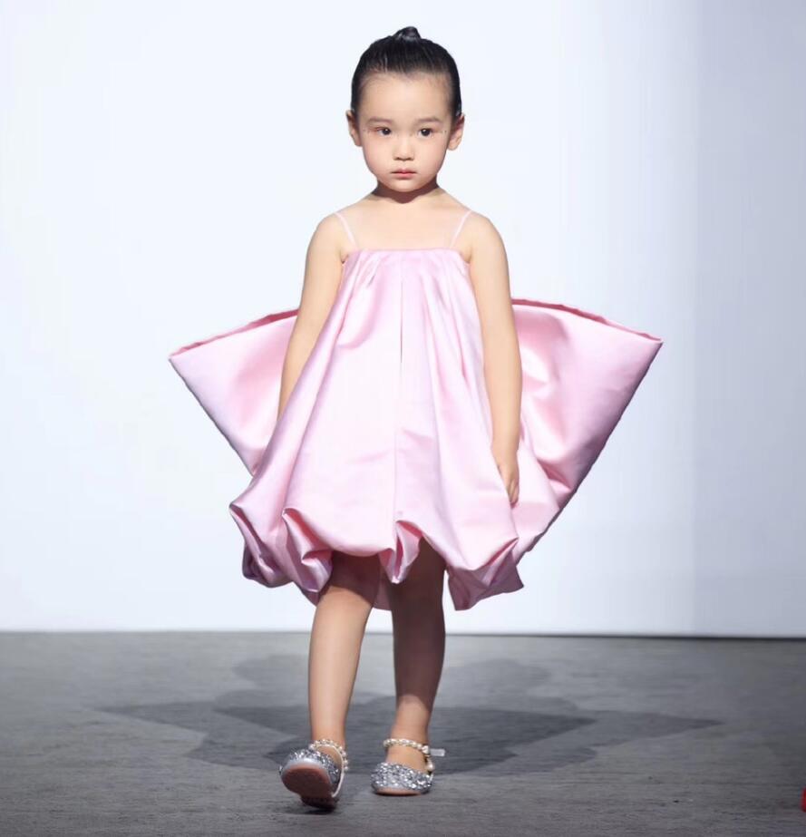 明星家小孩上台走秀是什么新潮流吗?@董璇黄磊李湘