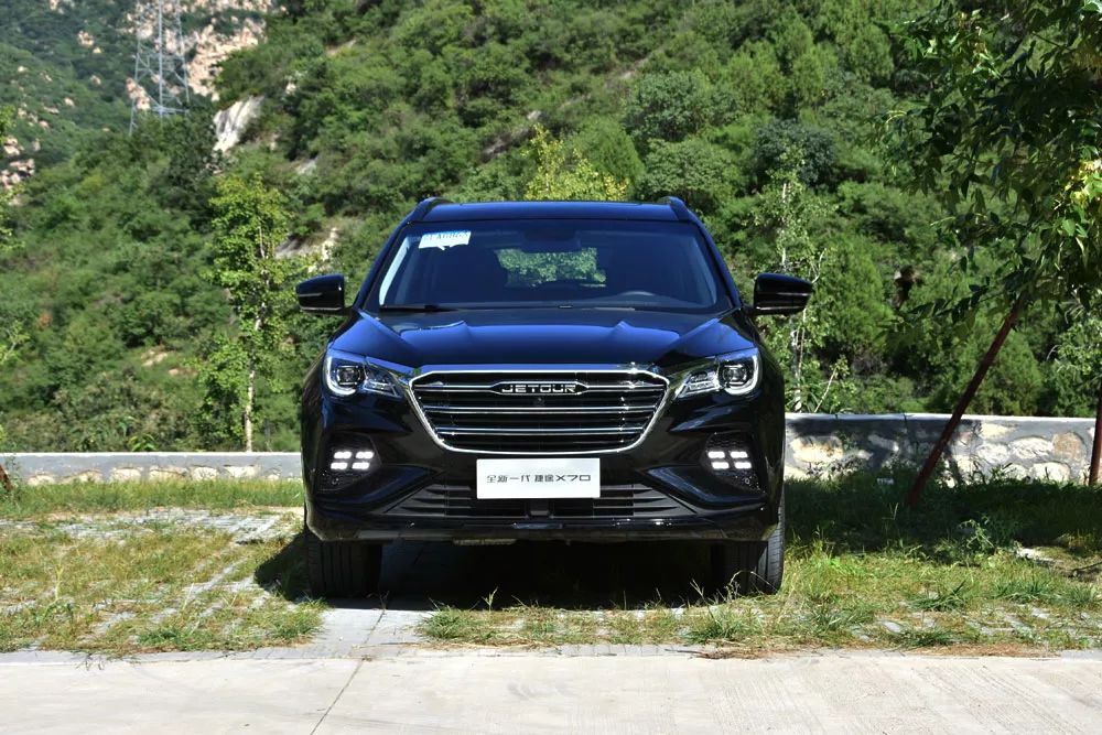 本次一品君通过试驾2020款捷途x70(以下称:新款捷途x70)得到了