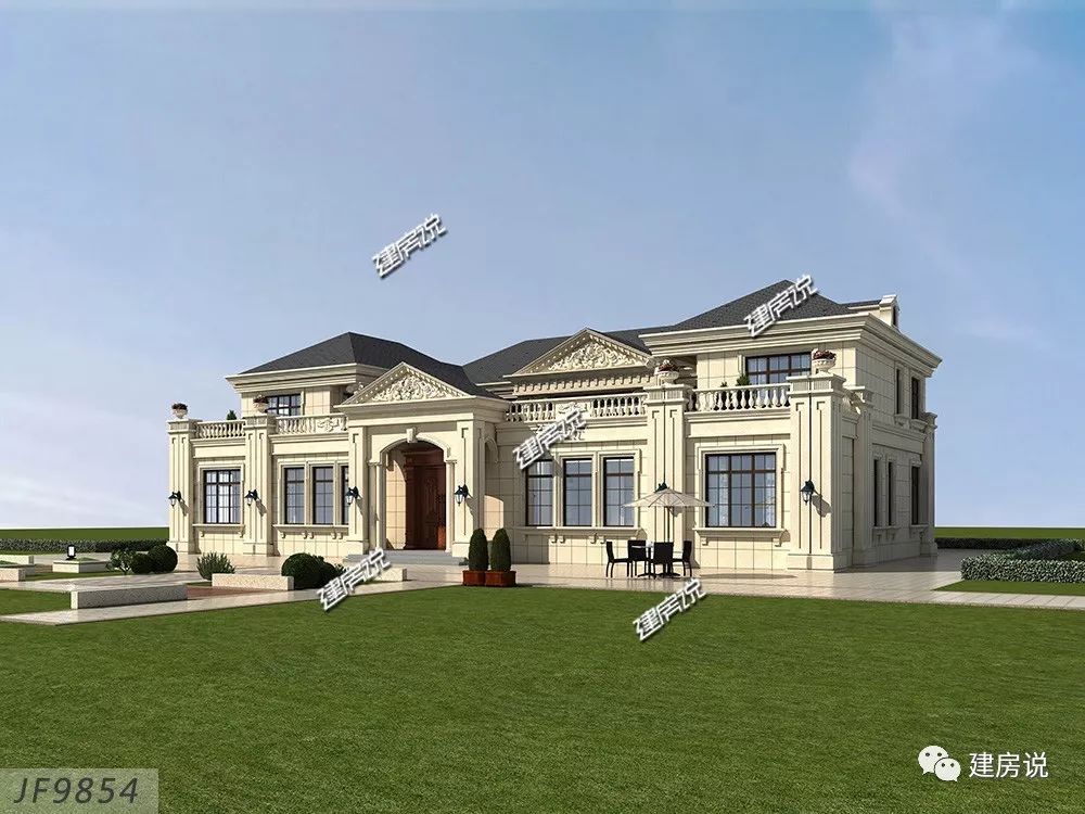 广东老板豪砸300万建别墅,在村里出尽风头,你绝对没见过