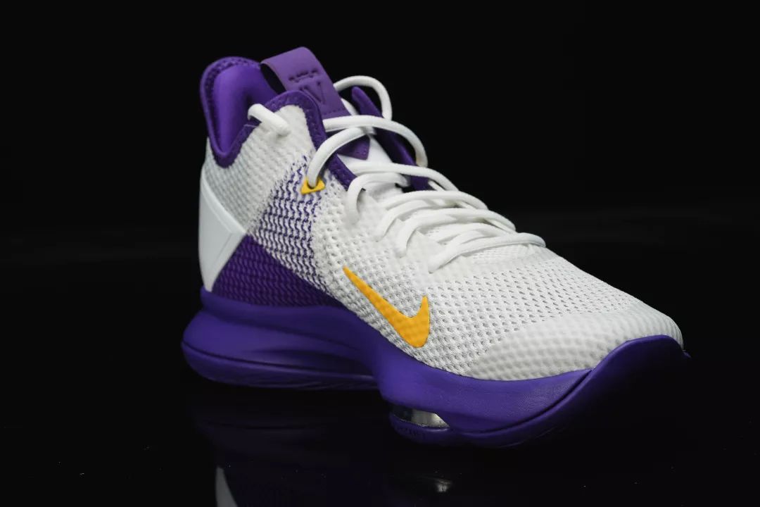 lbj17的弟中弟中弟witness4开箱