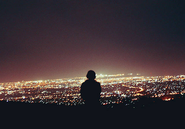 为什么在这个社交娱乐发达的时代我们仍然孤独