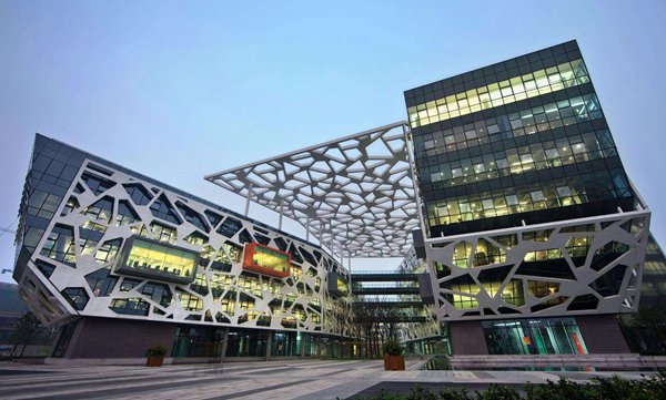 阿里腾讯百度网易,互联网前十巨头公司的总部大楼,哪个最气派