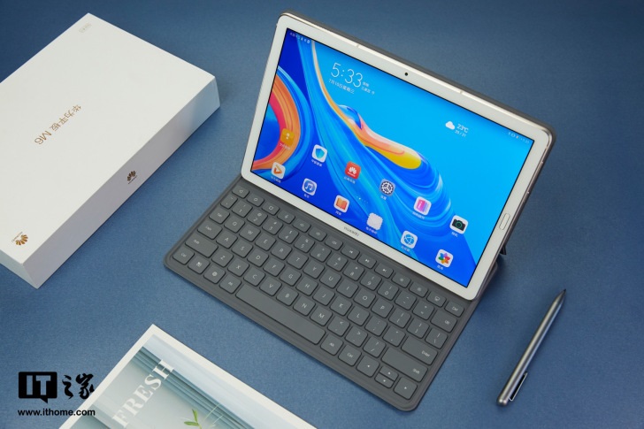 华为平板m6于今年6月正式发布,拥有8.4英寸和10.8英寸两个版本.