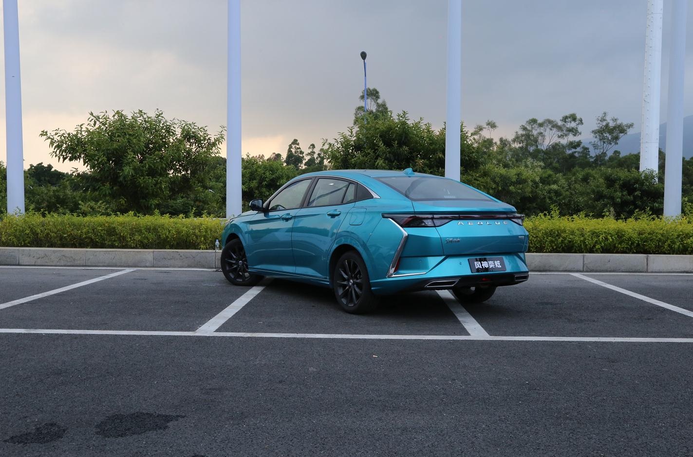 99万-10.09万元 东风风神奕炫正式上市