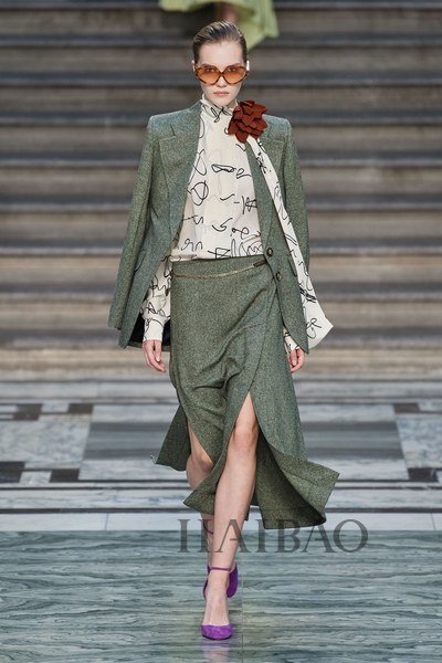 维多利亚·贝克汉姆 (victoria beckham) 2020春夏伦敦时装周图片来自