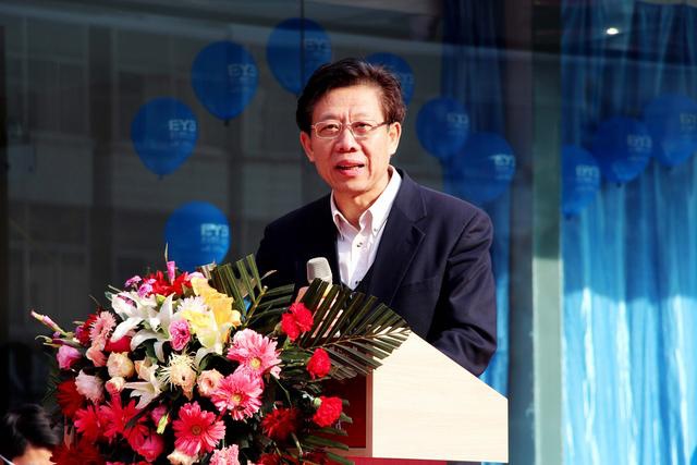 爱尔眼科山西省区首席技术专家 贾亚丁