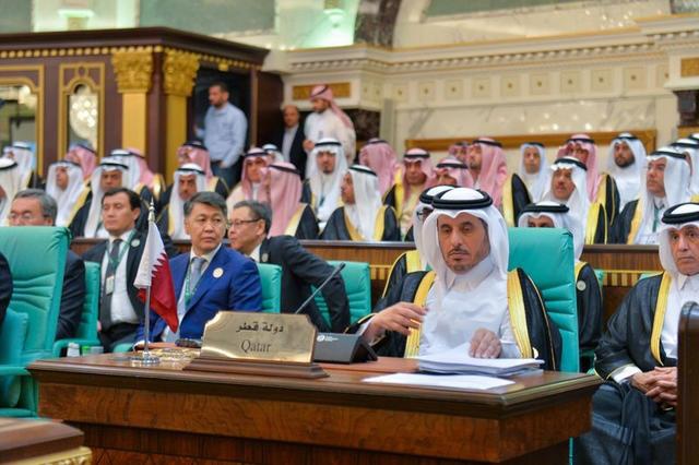 卡塔尔首相兼内政大臣阿卜杜拉出席第14届伊斯兰合作组织首脑会议