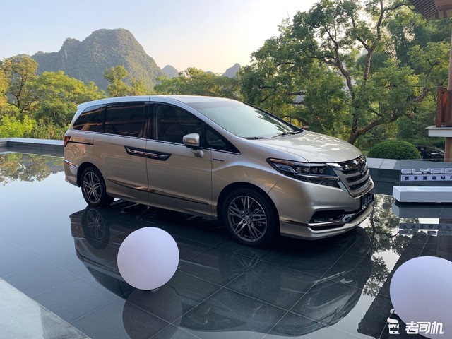 混动艾力绅哪个颜色好看