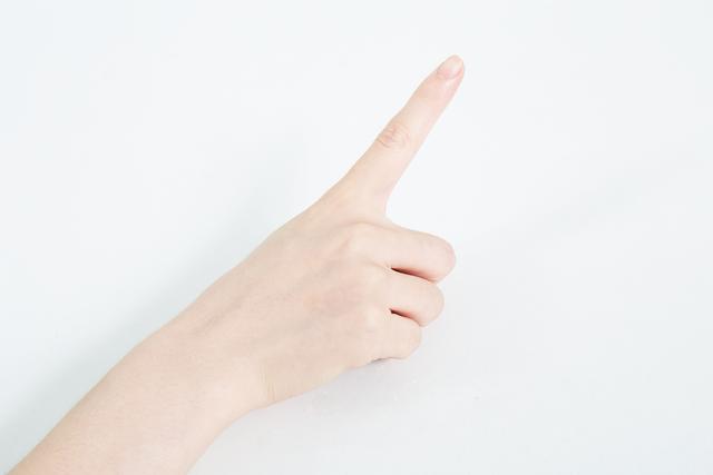 善诊:手指为什么会长倒刺?应该怎么处理?