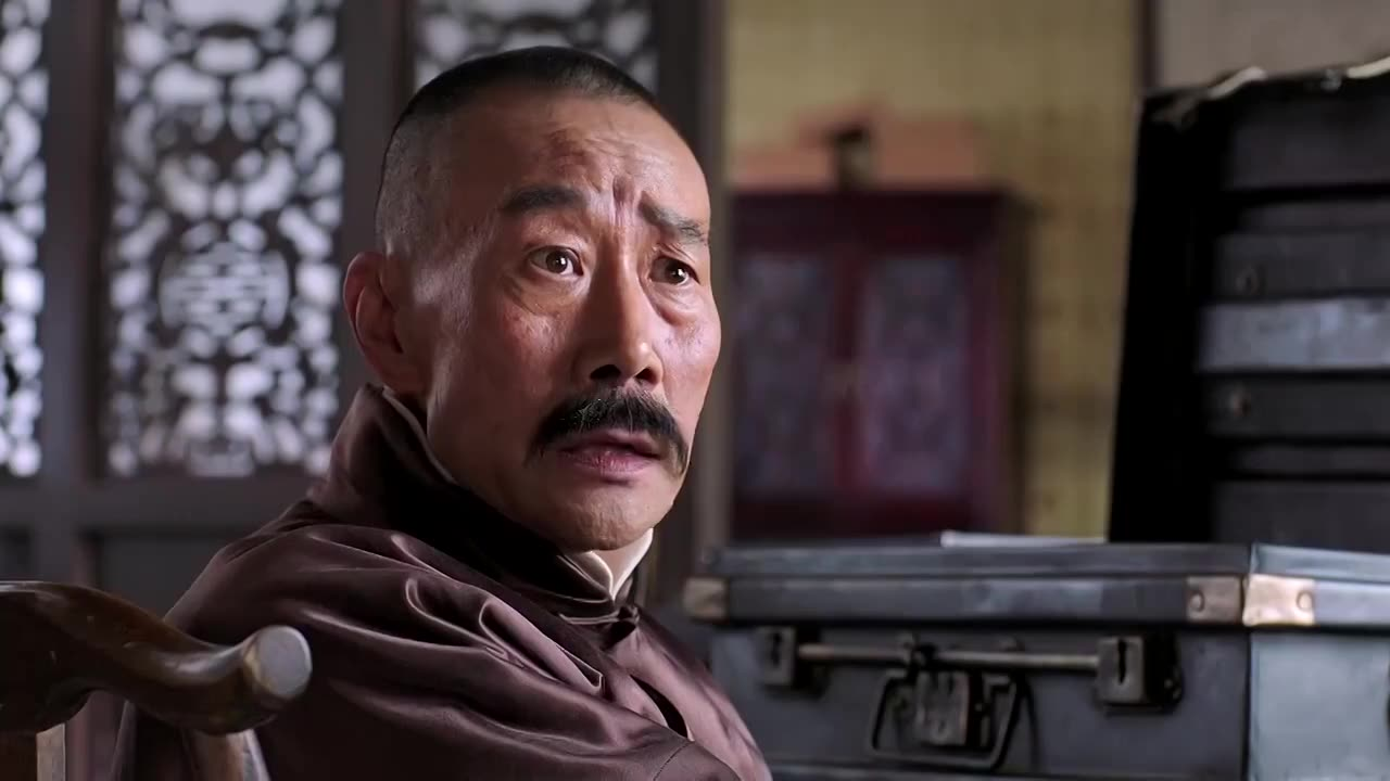 少帅:张学良私吞八万银票,张作霖当场发飙,不料儿子比他还嚣张