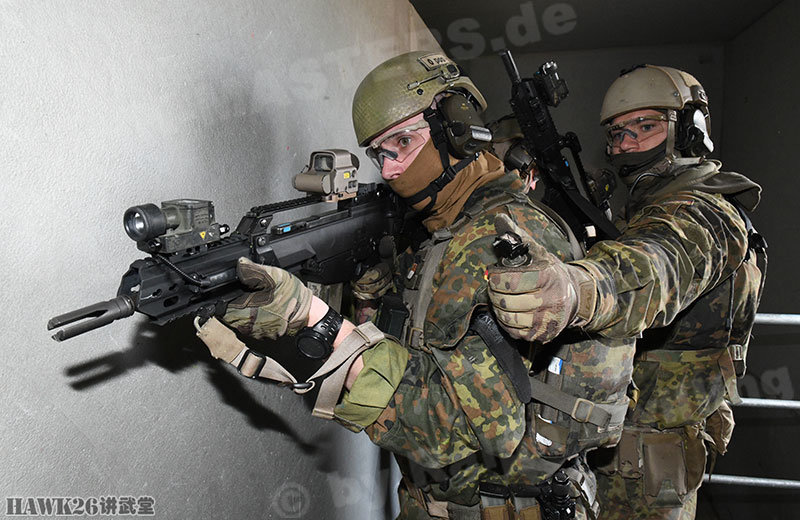 德军第26伞兵团egb单位实战演习接受特种作战训练的精锐部队