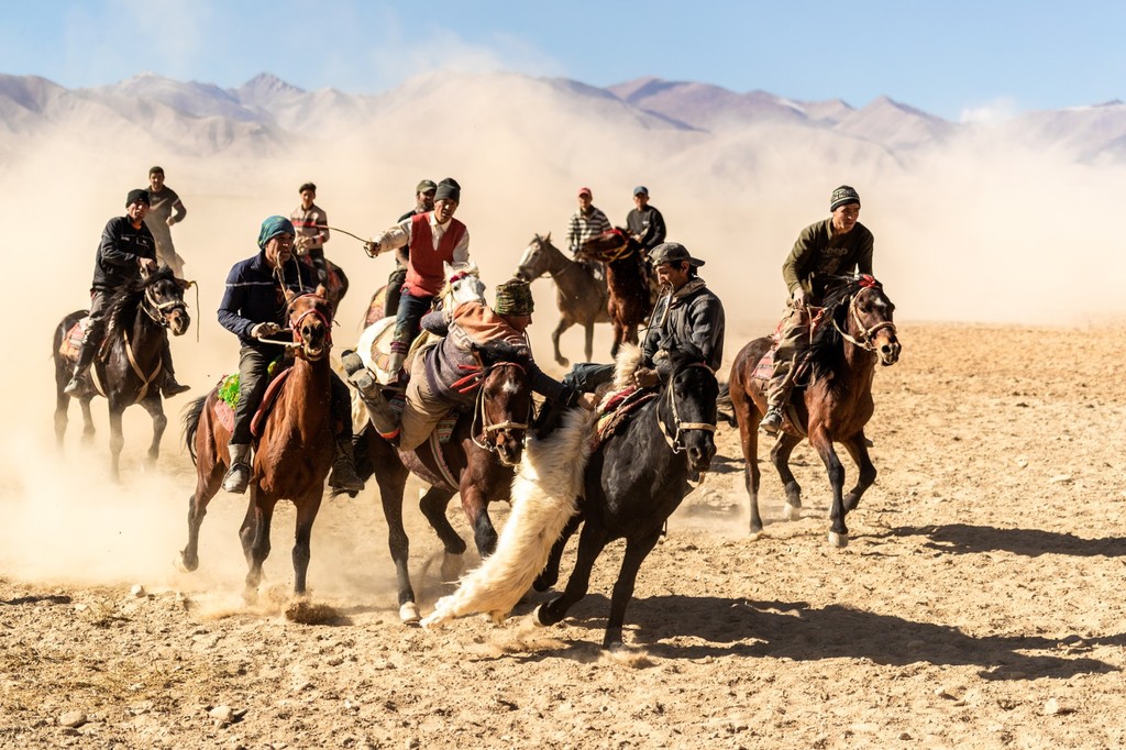 狂野南疆的塔吉克民族叼羊