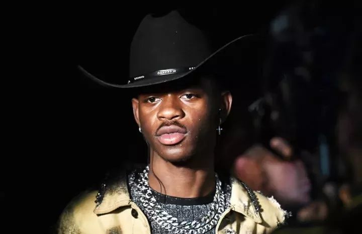 牛仔很忙抖音等於時尚剋星lilnasx第一個不同意