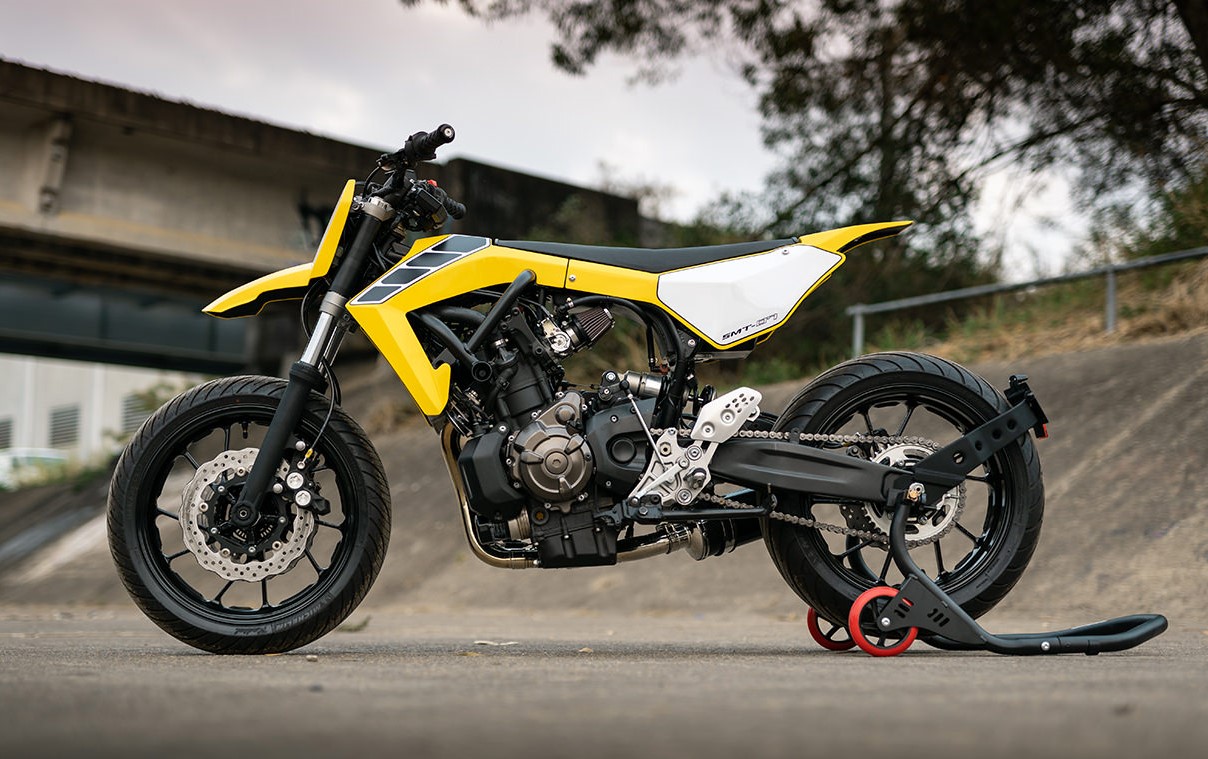 雅马哈改装神作 mt-07改装supermoto赛车